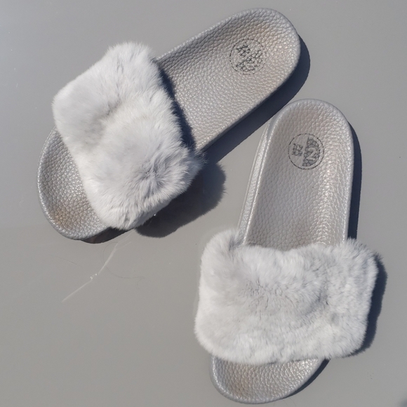 Shoes - real fur grey slides